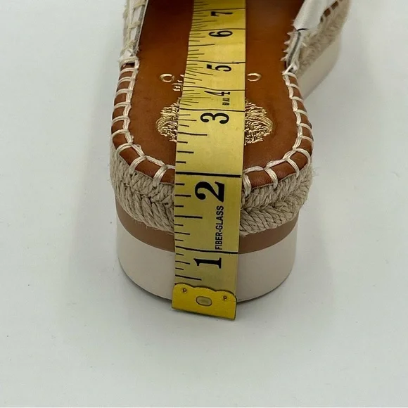 Vince Camuto Leather Sandal Size 6M Slip On Crossband Resort Summer Beach Ivory - Picture 9 of 11